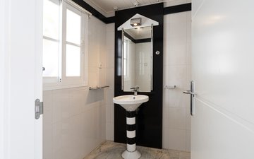 Property slide 24