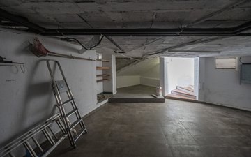 Property slide 55