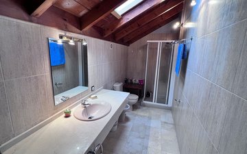 Property slide 20