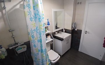 Property slide 25