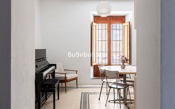 Property slide 44
