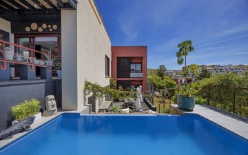 Property slide 23
