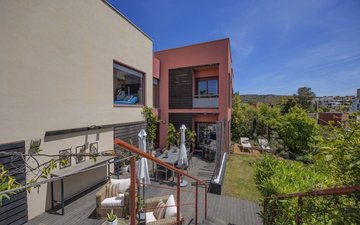 Property slide 25