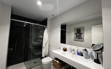 Property slide 16