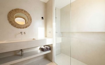 Property slide 19
