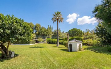 Property slide 44