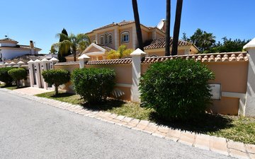 Property slide 14