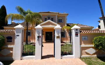 Property slide 25