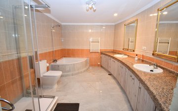 Property slide 58