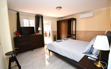 Property slide 62