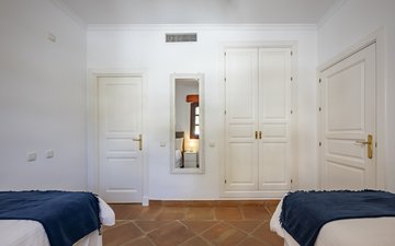 Property slide 20
