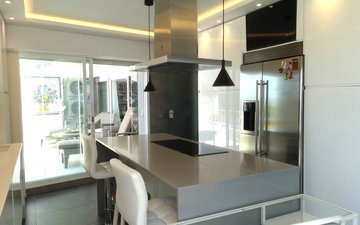Property slide 19
