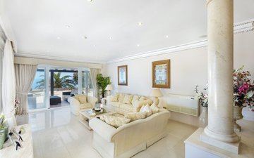 Property slide 17