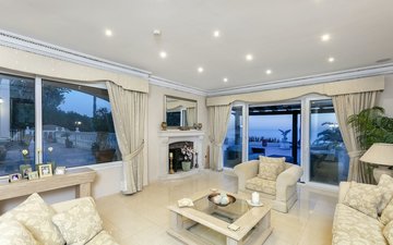 Property slide 18