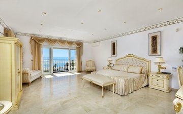 Property slide 25