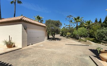 Property slide 42