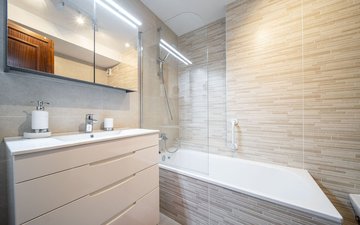 Property slide 21