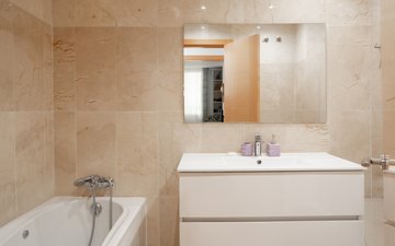 Property slide 20