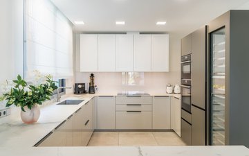 Property slide 14
