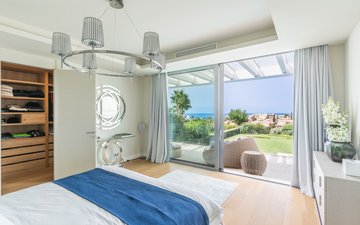 Property slide 18