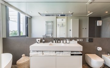 Property slide 21
