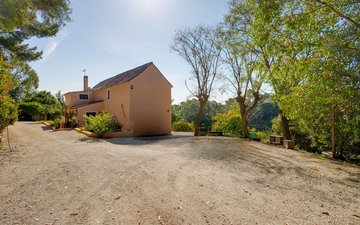 Property slide 15