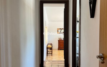 Property slide 22