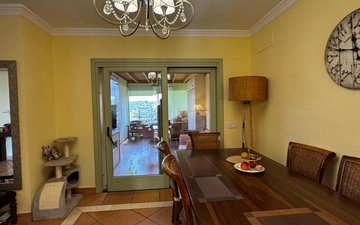 Property slide 32