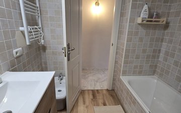 Property slide 33