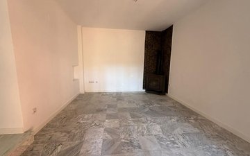 Property slide 25