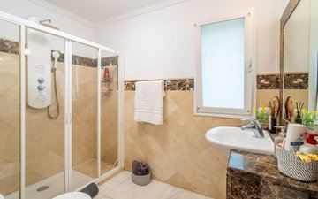 Property slide 16