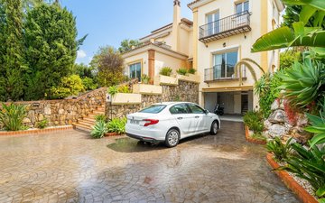 Property slide 35