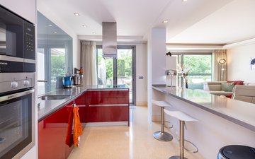 Property slide 10