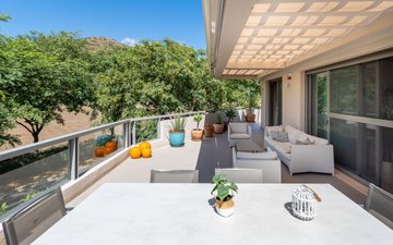 Property slide 4