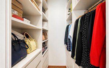 Property slide 20