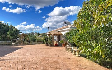 Property slide 42