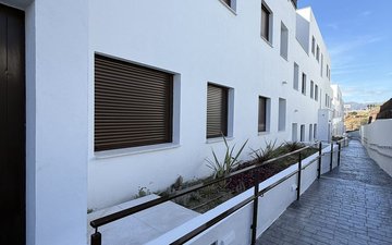 Property slide 10