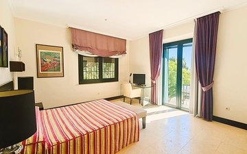 Property slide 19