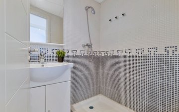 Property slide 22