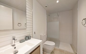 Property slide 16