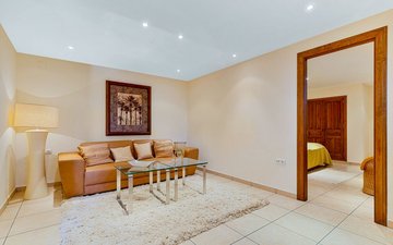 Property slide 21