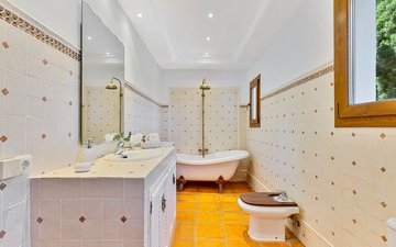 Property slide 25