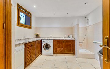 Property slide 31