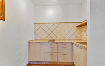 Property slide 44