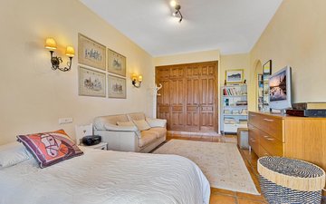 Property slide 50