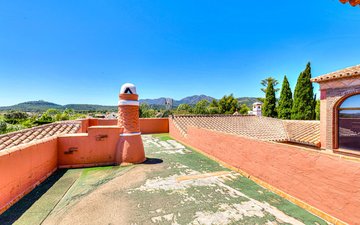 Property slide 72