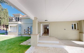 Property slide 10