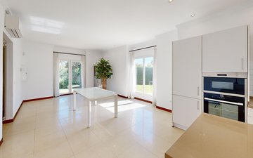 Property slide 15