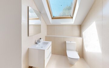 Property slide 16