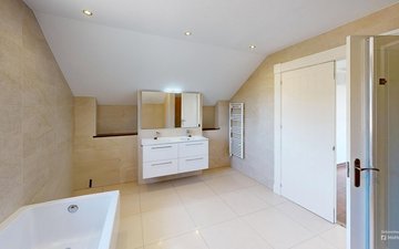 Property slide 20